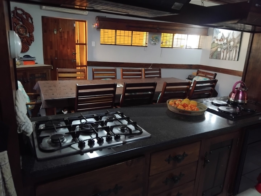 Commercial Property for Sale in Agricultural Holding 400 North West